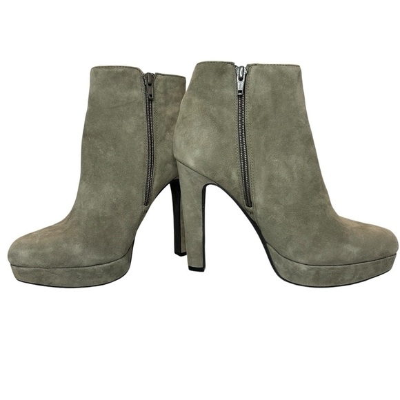 Gianni Bini Women’s Gray Leather Heeled Booties Size 8.5M - Picture 9 of 14